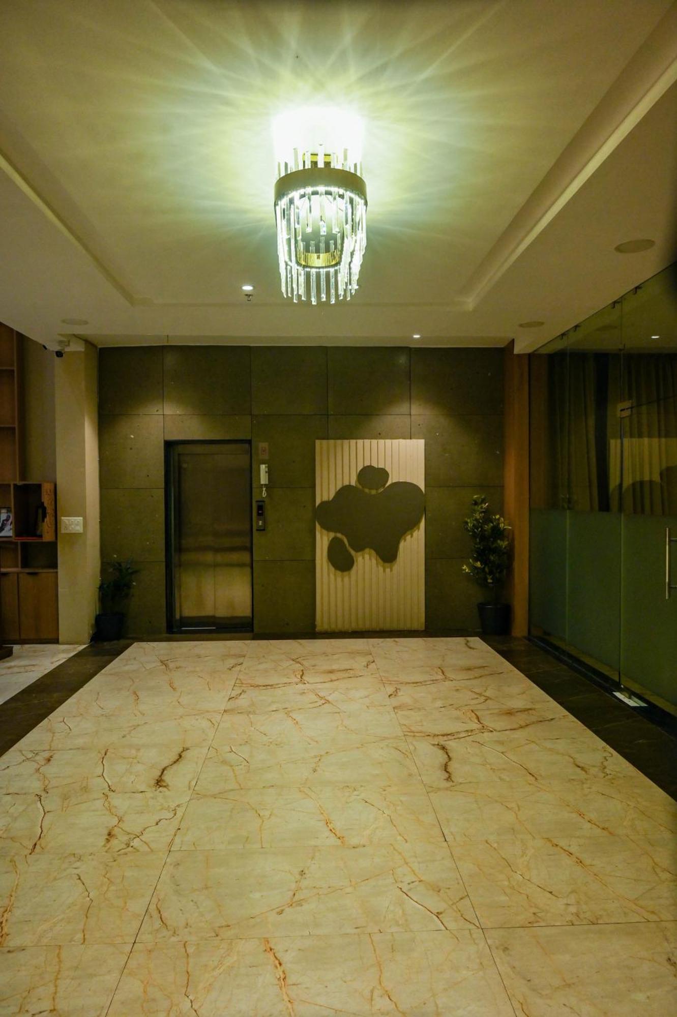Hotel Maa Bhagwati Palace Khandwa Exteriér fotografie