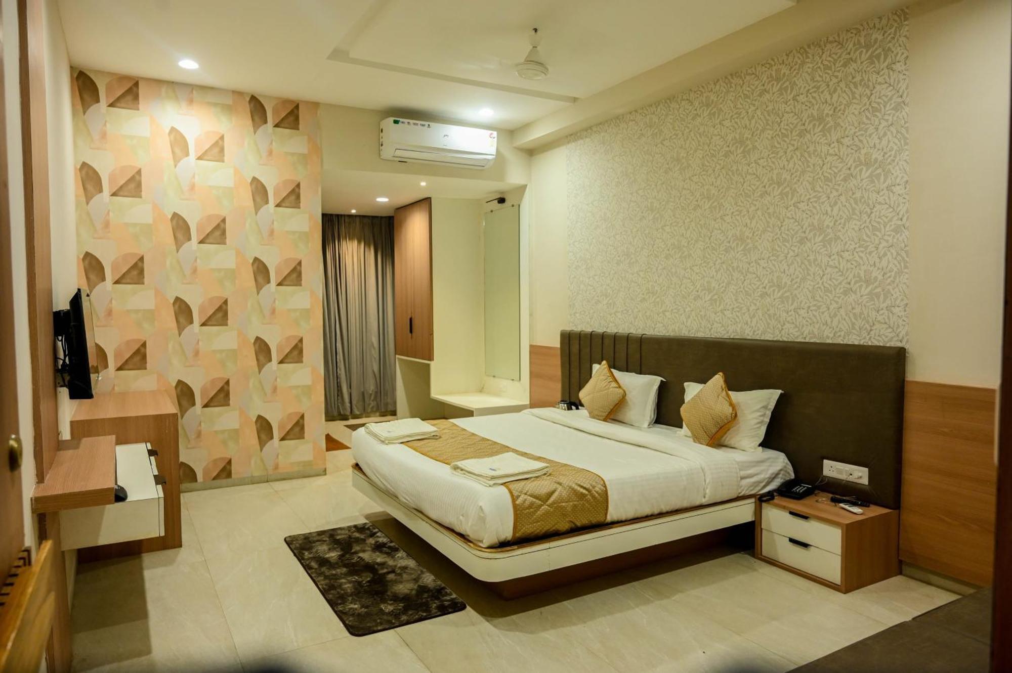 Hotel Maa Bhagwati Palace Khandwa Exteriér fotografie